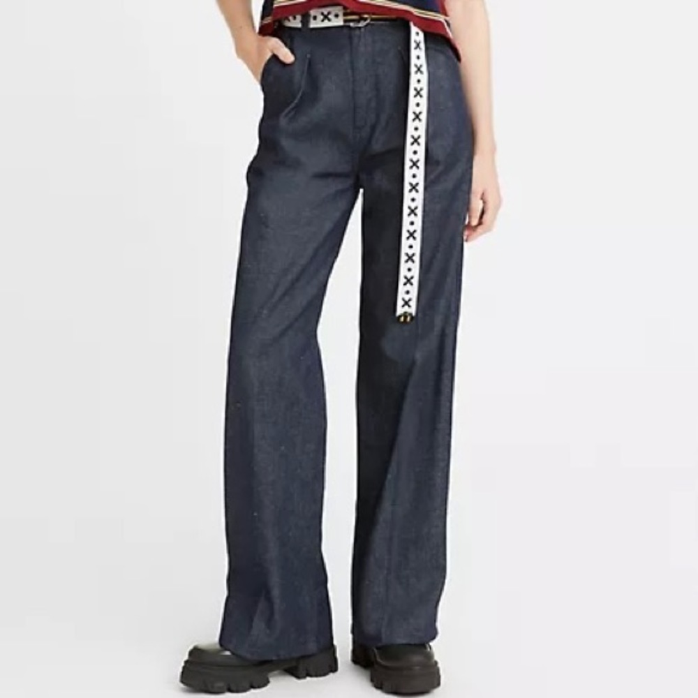 LEVI'S PLEATED HIGH LOOSE WOMEN'S JEANS